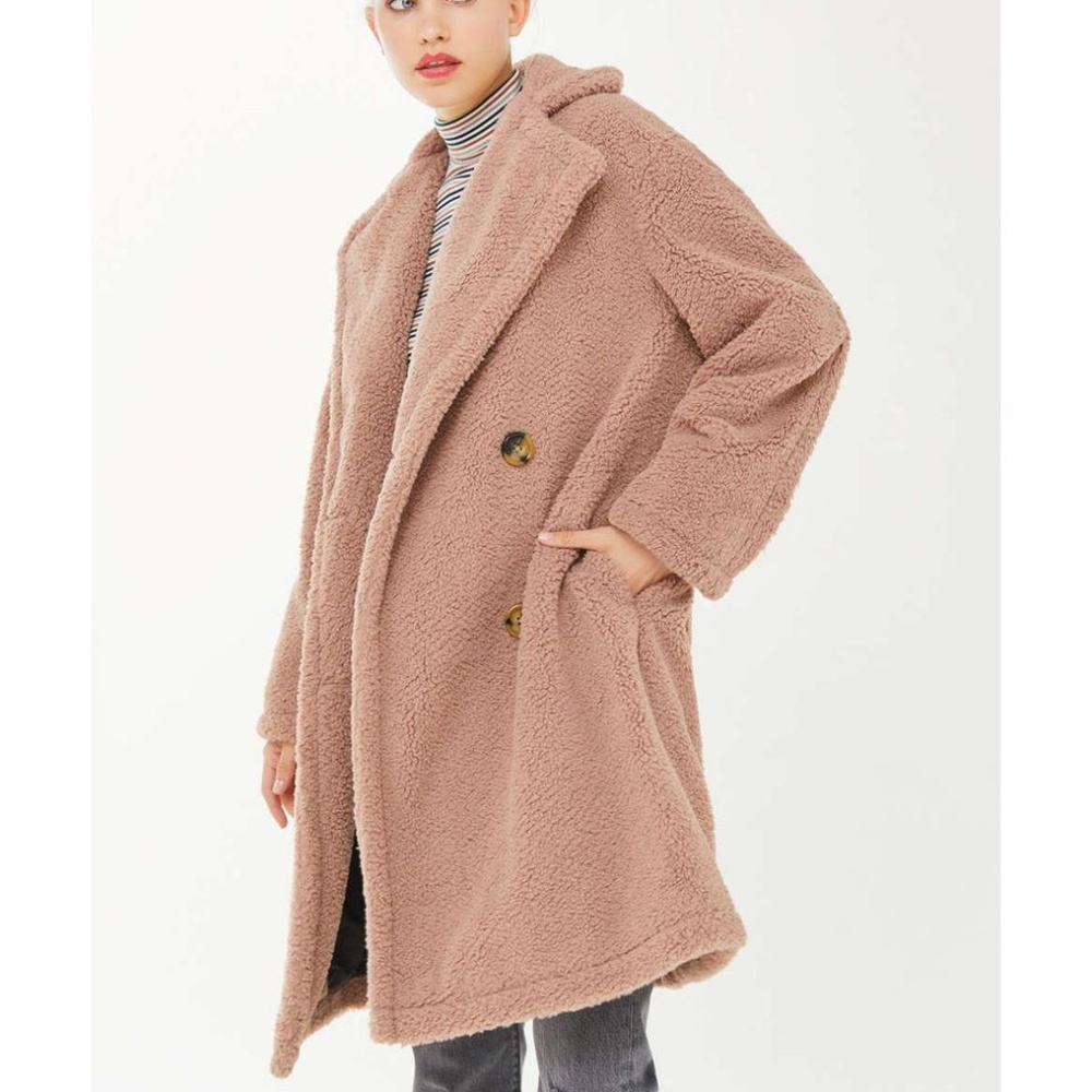 Urban Outfitters Sherpa Teddy Coat size S NWOT - Picture 1 of 14